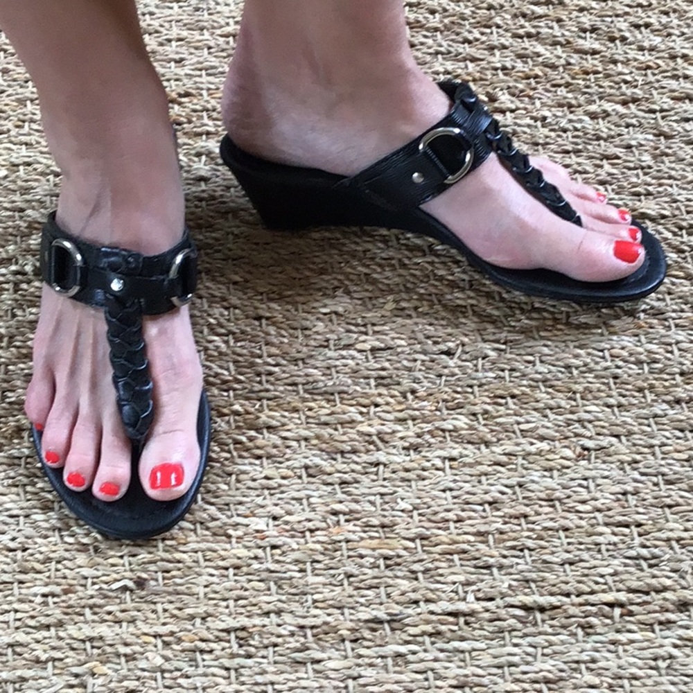 Lauren Ralph Lauren “LADEEN” thong wedge sandals